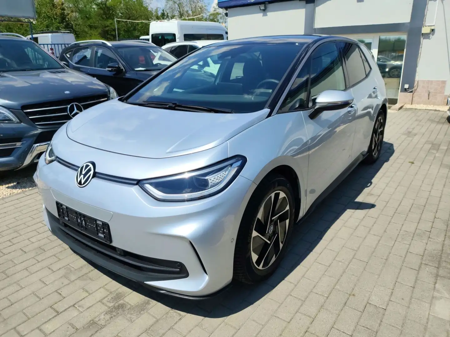 Volkswagen ID.3 Pro 150kW 62kWh LED Kam.  PDC STZH NAVI ACC Plateado - 1