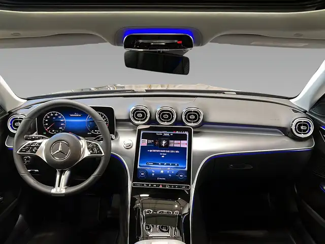Mercedes-Benz C-Class view 11