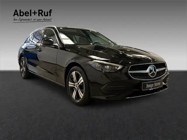 Mercedes-Benz C-Class view 6