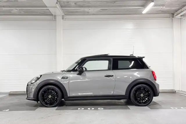 Mini Hatch view 2