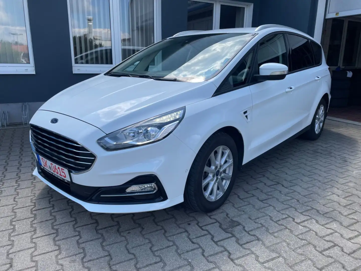 Ford S-Max TDCi190 Auto Navi/WiPa/DAB/LMF/RFK Weiß - 1