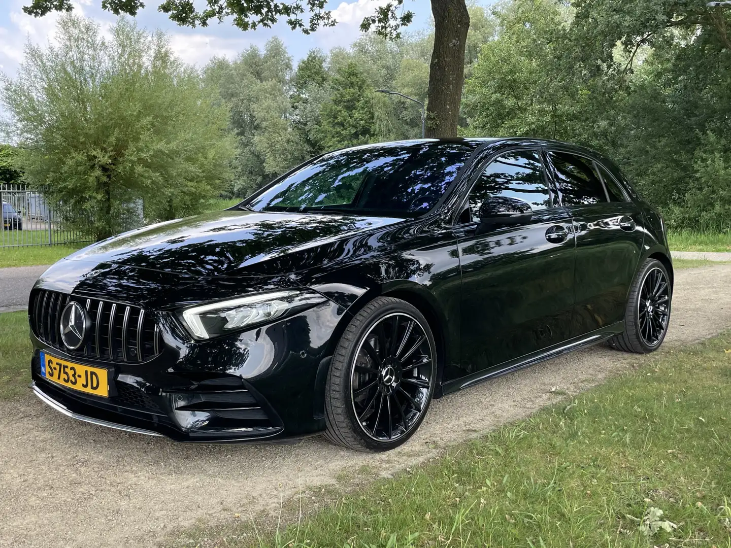 Mercedes-Benz A 200 AMG Line | MBUX | Sfeerverlichting | Achteruitrijc Noir - 2