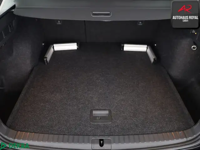 Skoda Octavia view 13