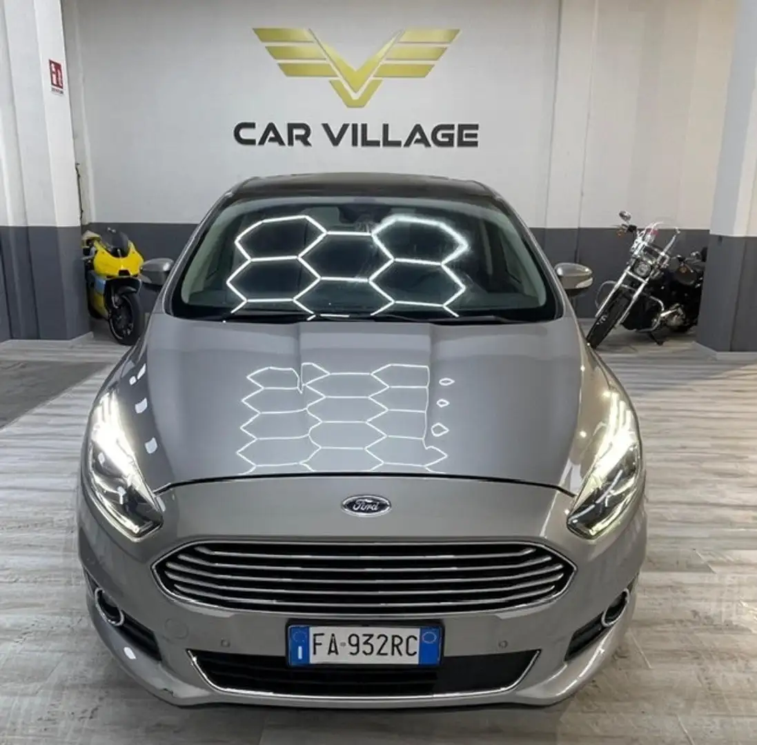 Ford S-Max S-Max 2.0 TDCi 180CV Start&Stop Powershift Titaniu Gris - 1