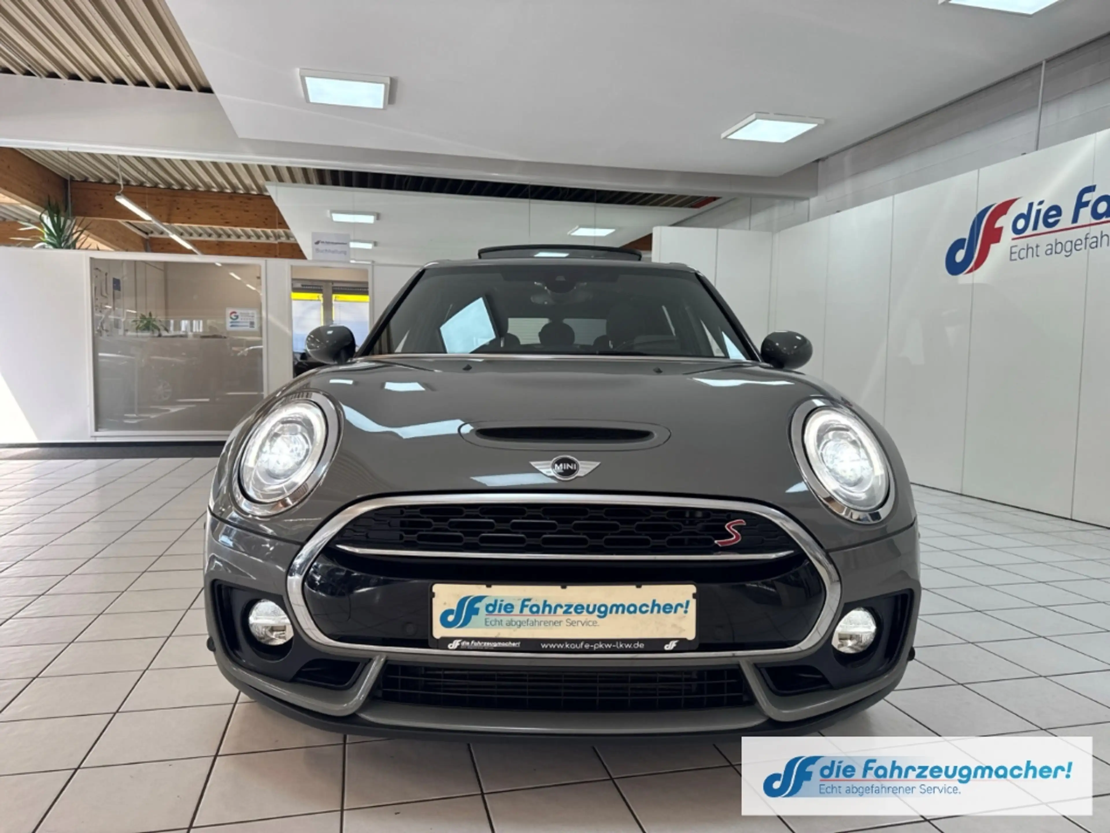 MINI Cooper S Clubman All4 HUD El. Panodach Navi LED Mehrzonenklima Fahr — photo 5