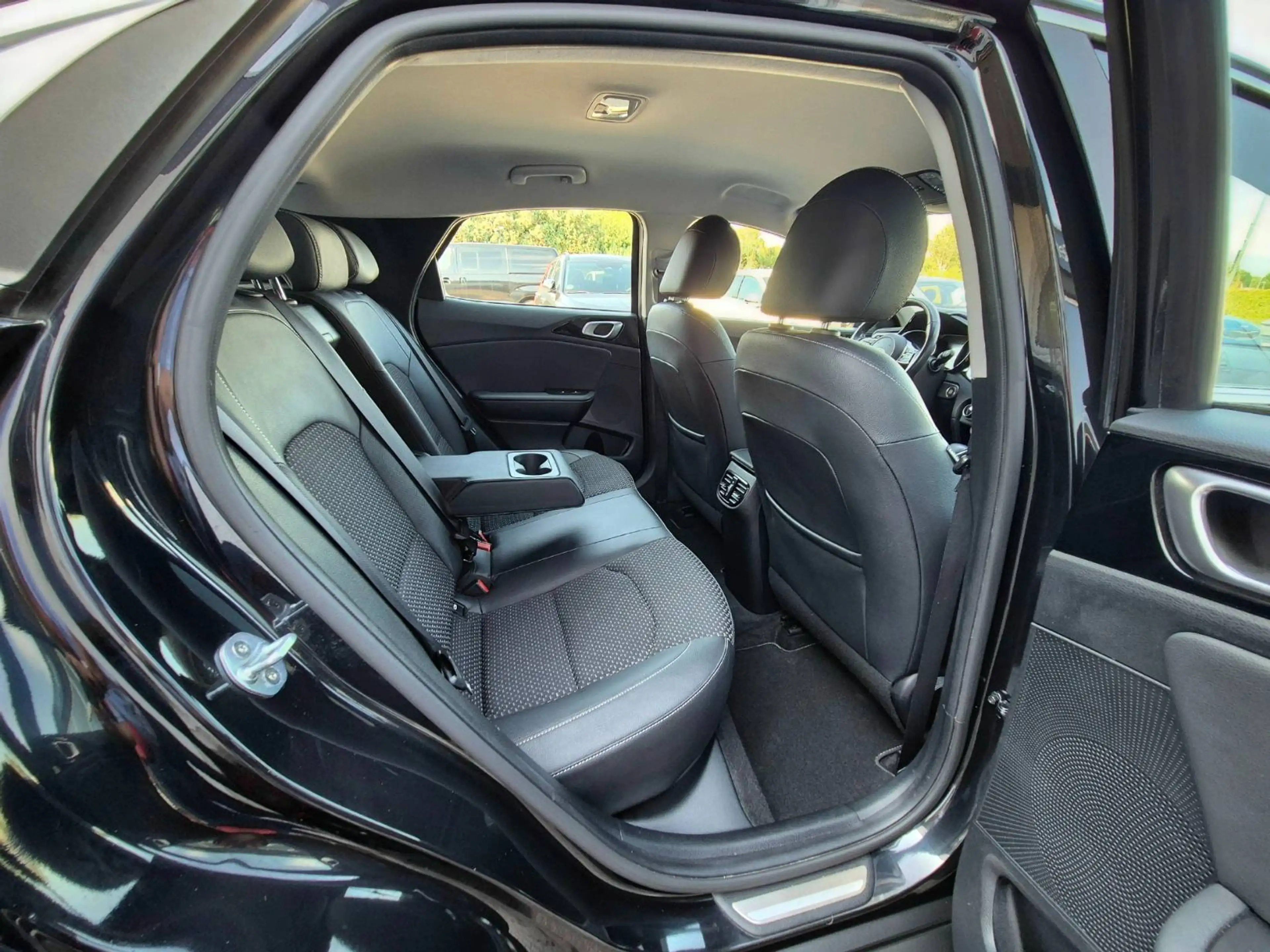 Kia XCeed 1.4 T-GDi 140 DCT7 Spirit — photo 11