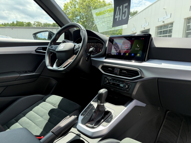 SEAT Arona 1.5 TSI DSG FR Pro ACC FullLink Navi LED 17Alu GJR — photo 5
