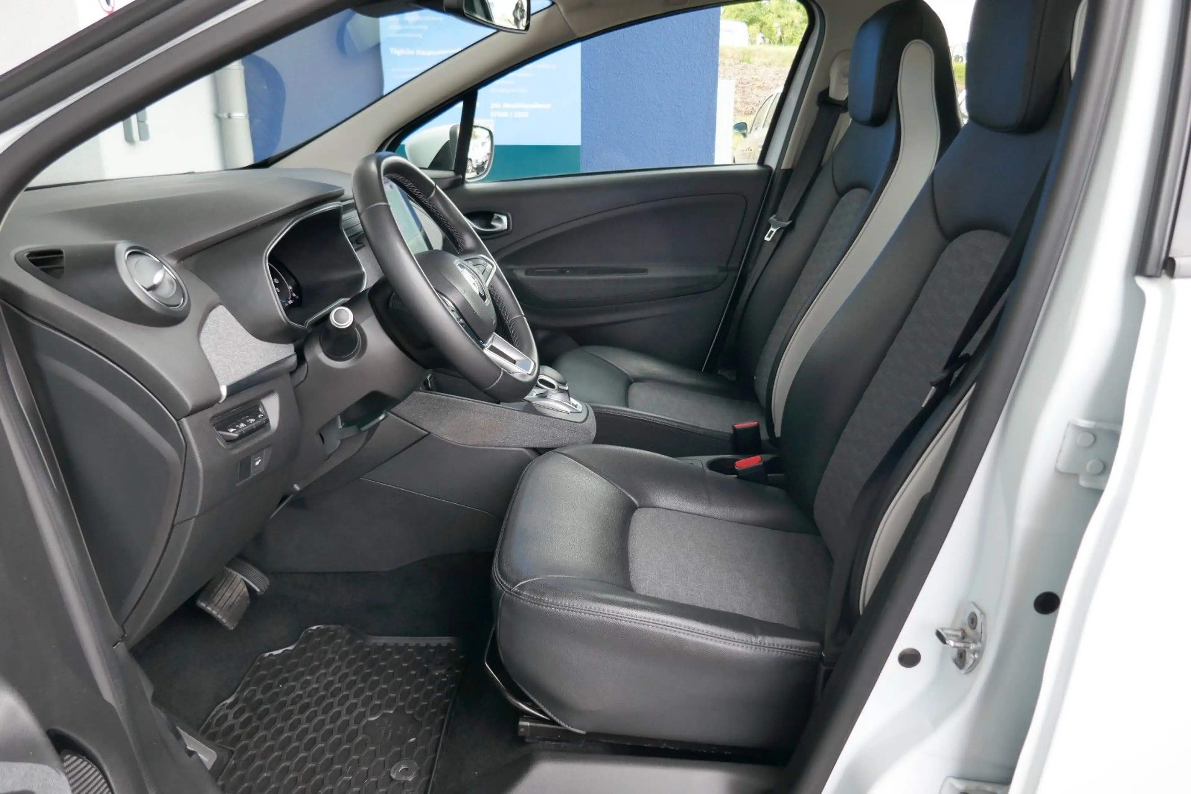 Renault ZOE (Kaufbatterie) Z.E. 50 INTENS CCS STANDHZ — photo 5