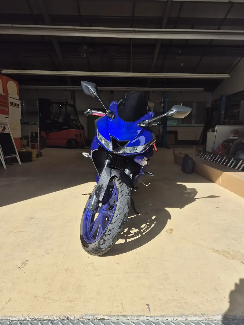 Yamaha YZF-R125 Albastru - 1
