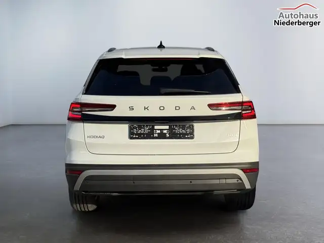 Skoda Kodiaq Selection 2.0 TSI 4x4 7 Sitzer Anhängerkupplung... Ansicht 3