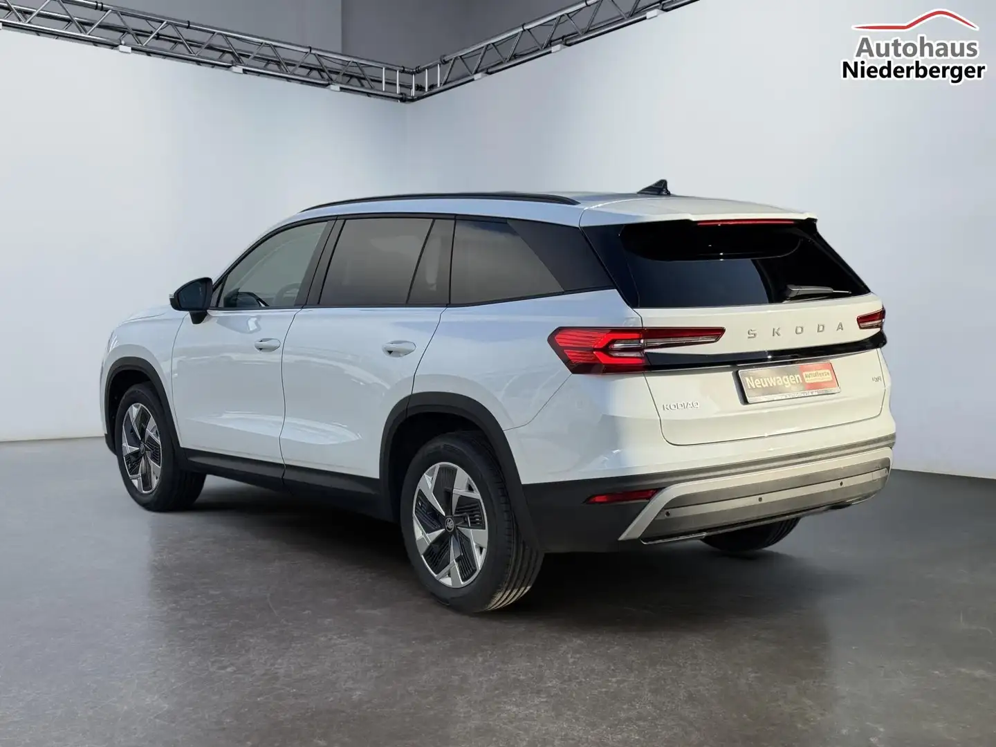 Skoda Kodiaq Selection 2.0 TSI 4x4 7 Sitzer Anhängerkupplung... Weiß - 2