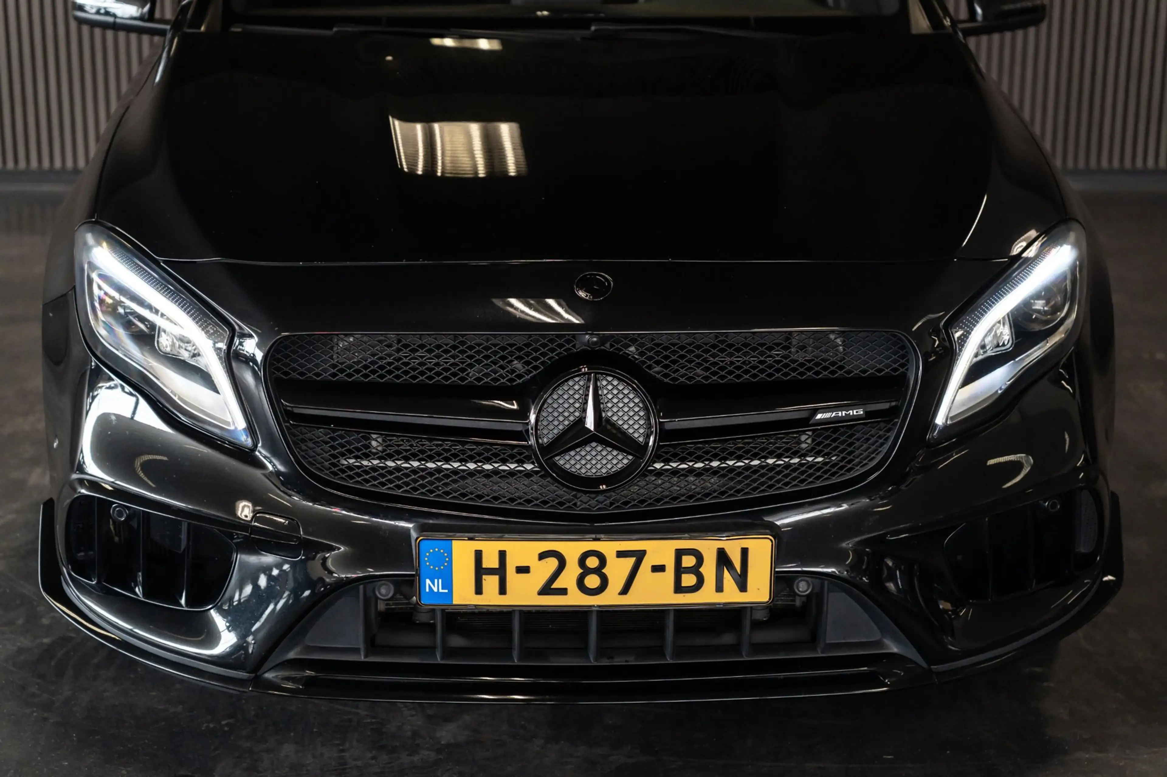 Mercedes-Benz GLA 45 AMG 4MATIC Premium — photo 5