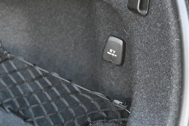 Volvo S90 view 12