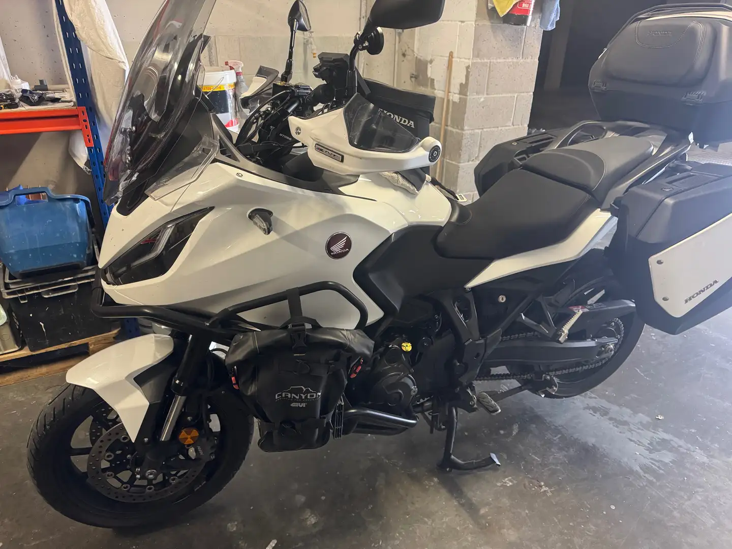Honda NT 1100 Blanc - 2
