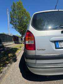 Zafira 1.8 16v Elegance 125cv