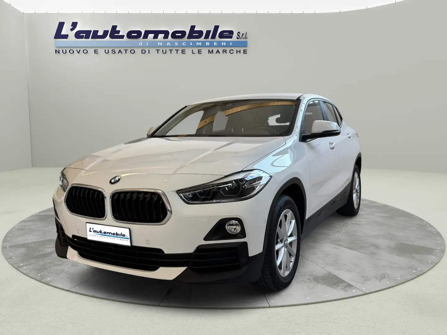 BMW X2 sdrive18d Advantage auto Blanc - 2