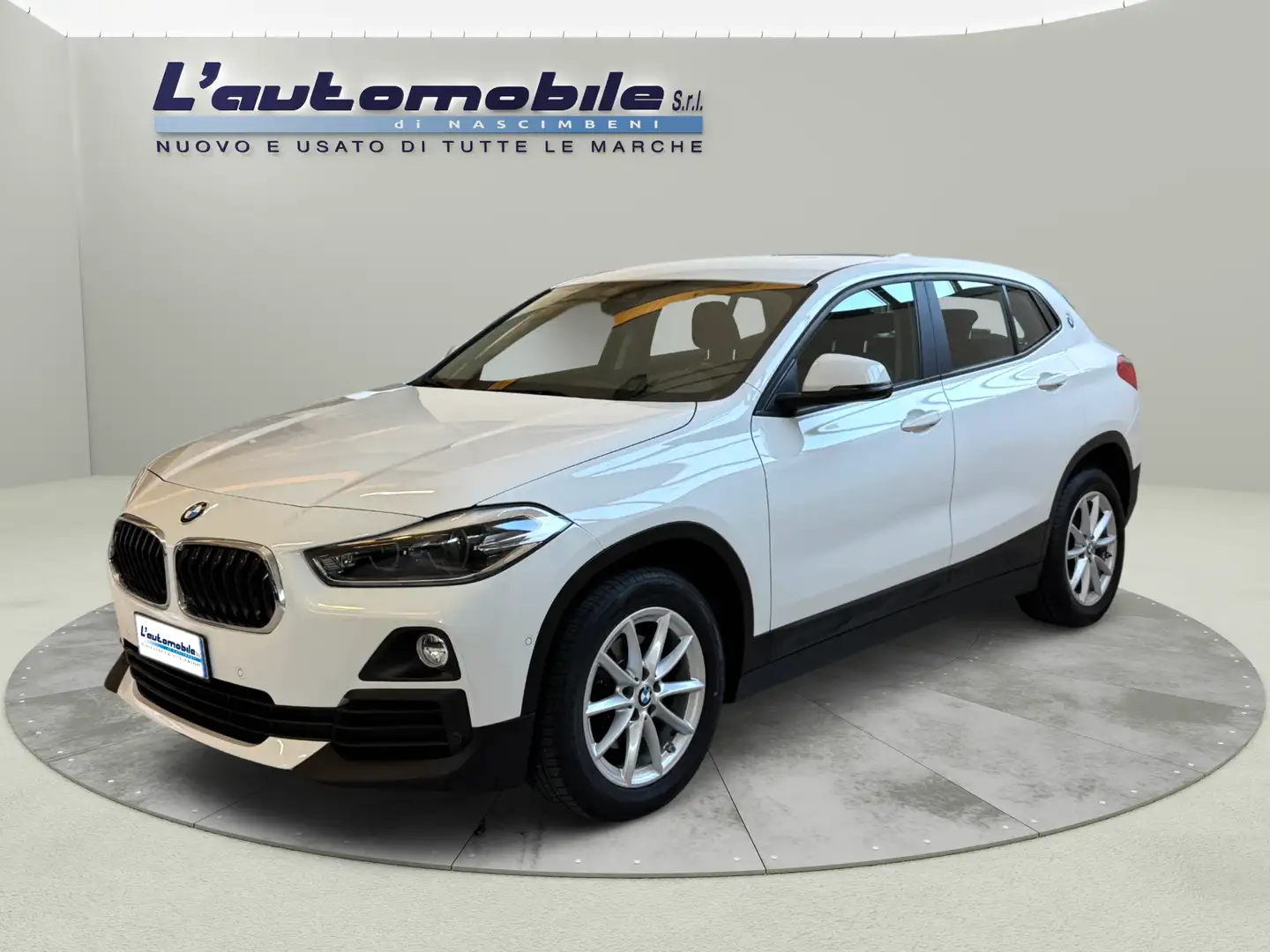 BMW X2 sdrive18d Advantage auto Blanc - 1