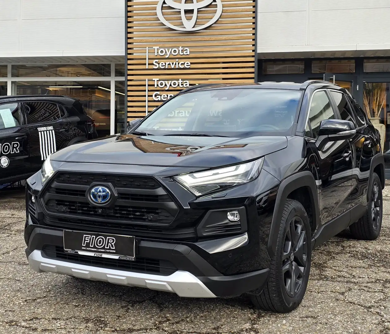 Toyota RAV4 Hybrid 4x4 Adventure Schwarz - 1