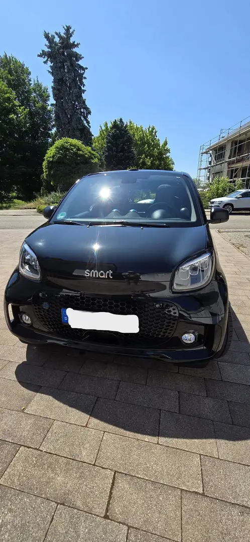 smart forTwo smart fortwo cabrio EQ passion EXCLUSIVE Schwarz - 2