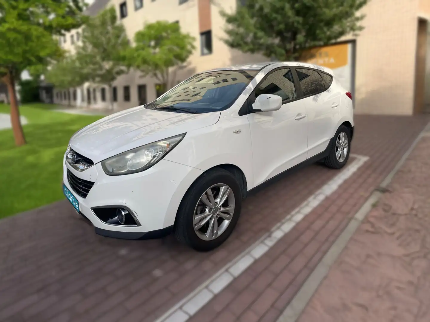 Hyundai iX35 1.6GDi GL Stadt 4x2 Blanco - 2
