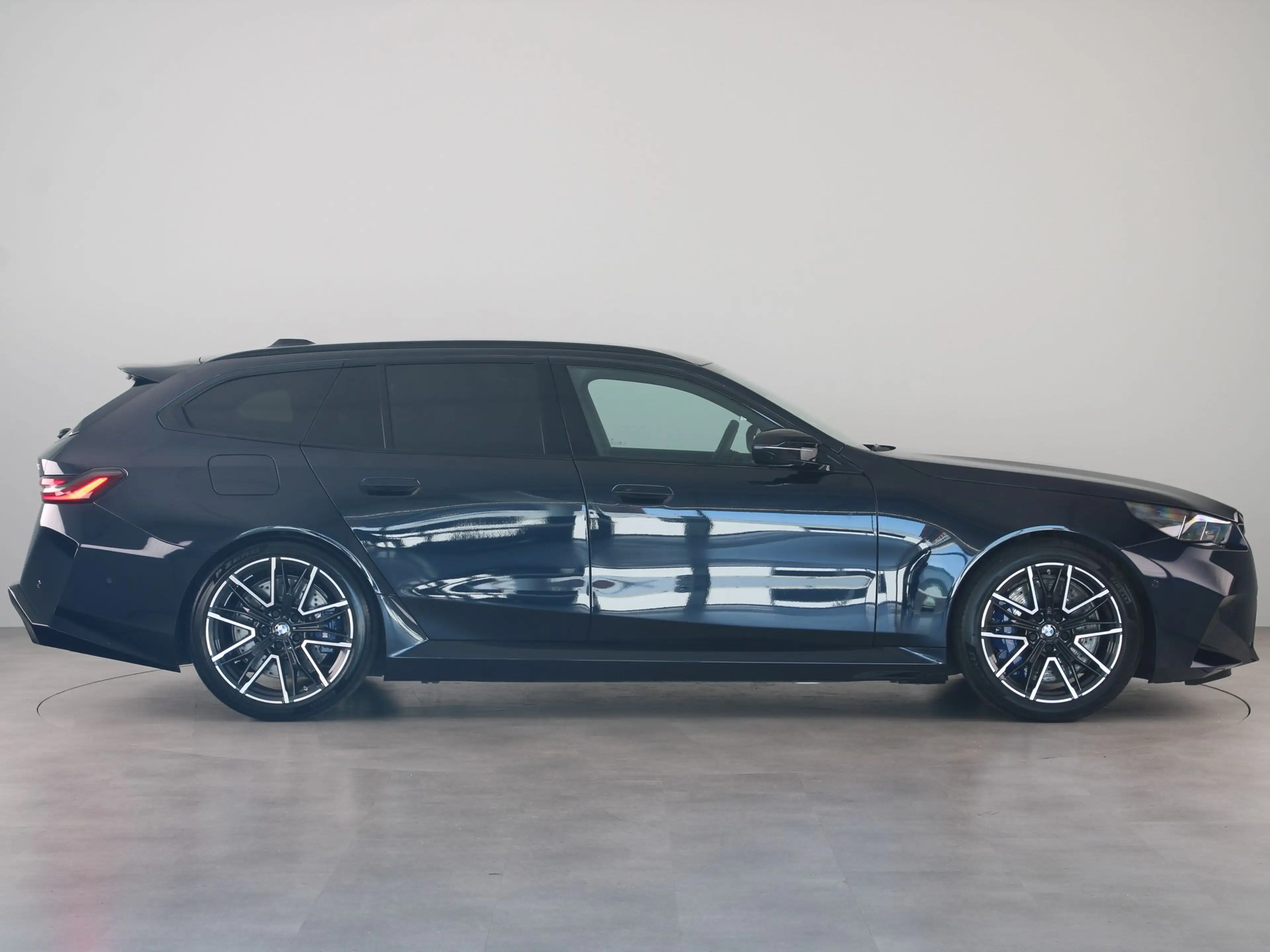 BMW M5 Touring SoH 100% — photo 10