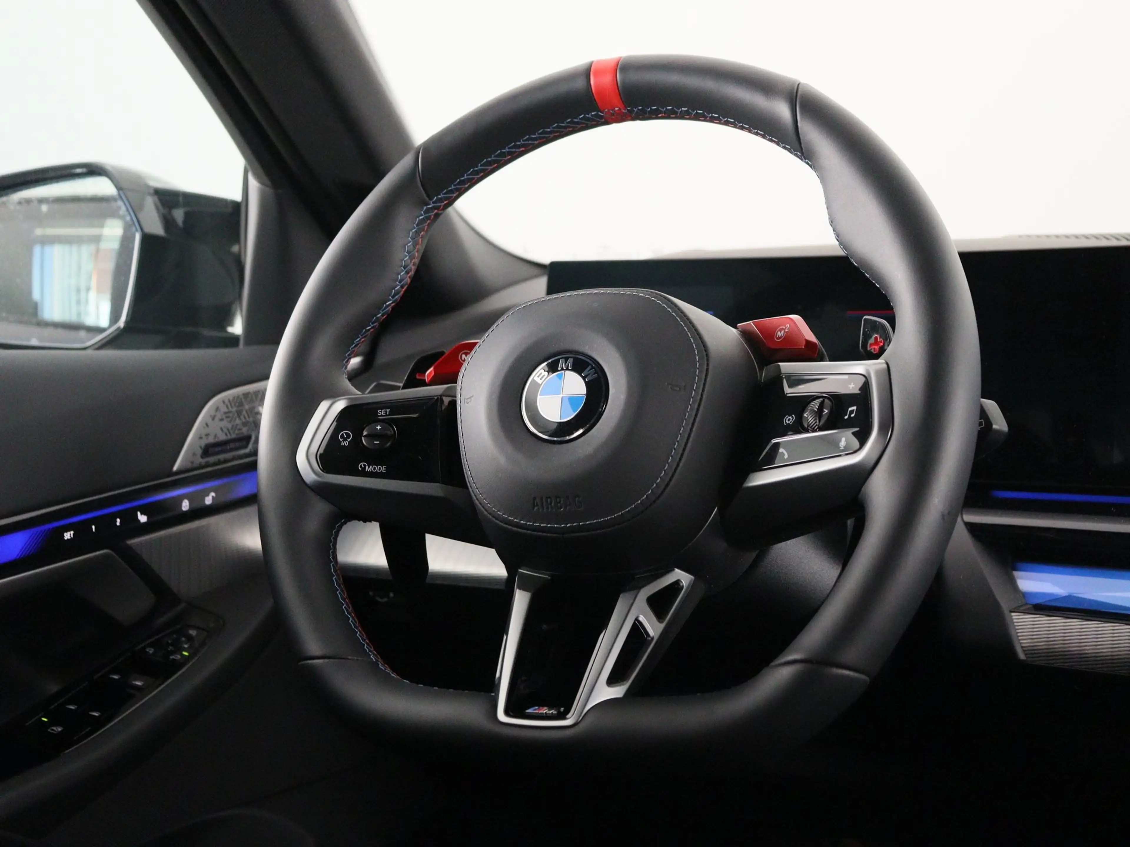 BMW M5 Touring SoH 100% — photo 2