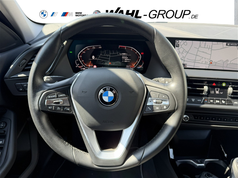 BMW 118 i Sport Line LiveCockpit Prof LED ActiveGuard+ — photo 12