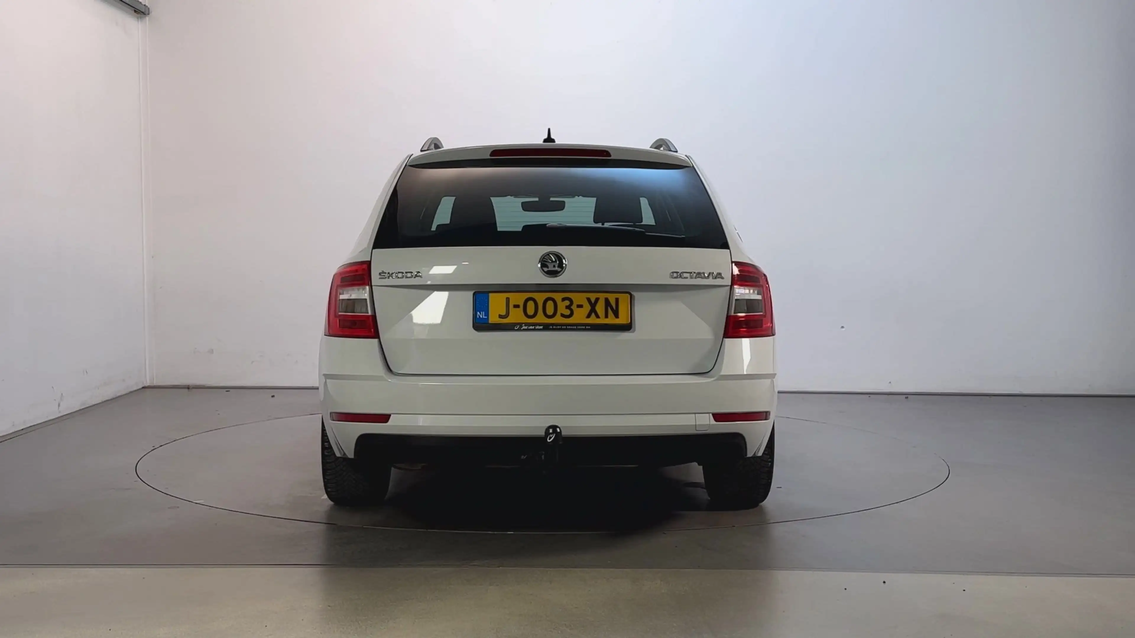 Skoda Octavia Combi 1.5 TSI 150pk DSG Greentech Business Edition — photo 10