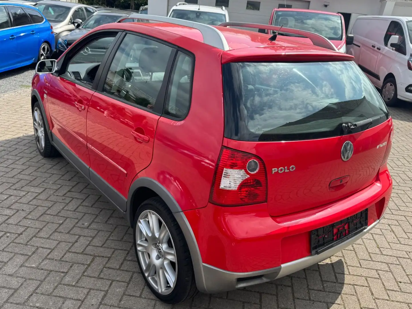Volkswagen Polo IV Fun tdi Rot - 2