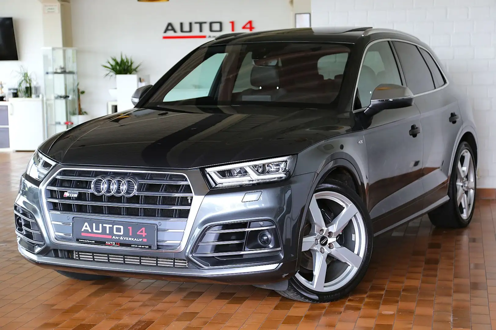 Audi SQ5 3.0 TFSI Matrix Pano B&O AHK Kamera ACC 21" Grau - 1