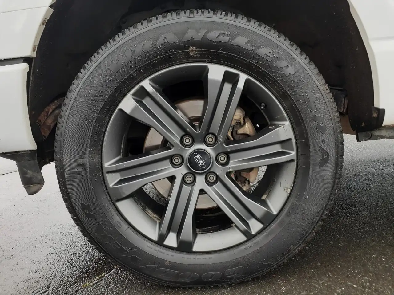 Ford F 150 снимка Ford F 150