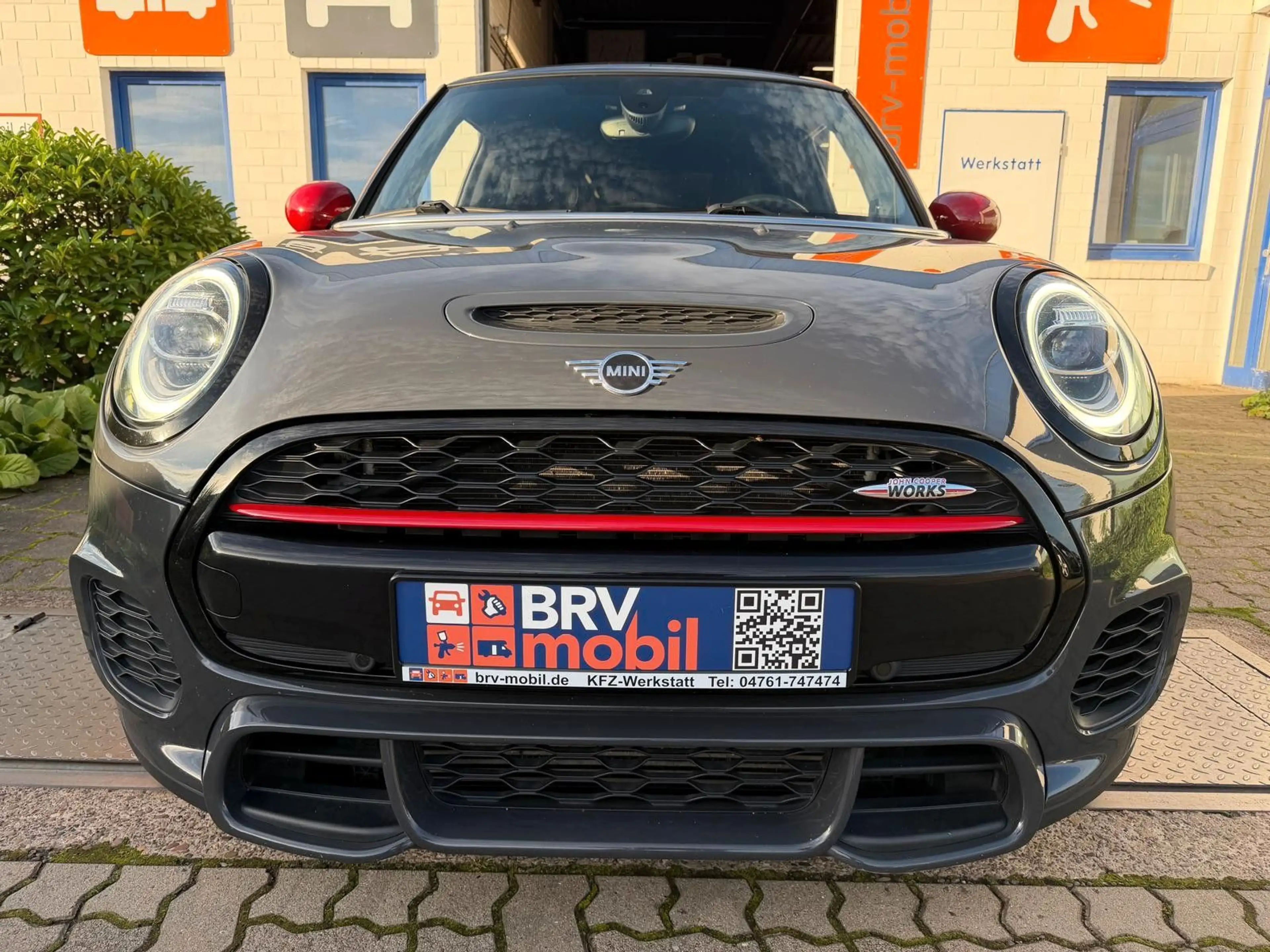MINI John Cooper Works MINI John Cooper Works/Navi/Pano/SHZ/MFL/R-Kam. — photo 2