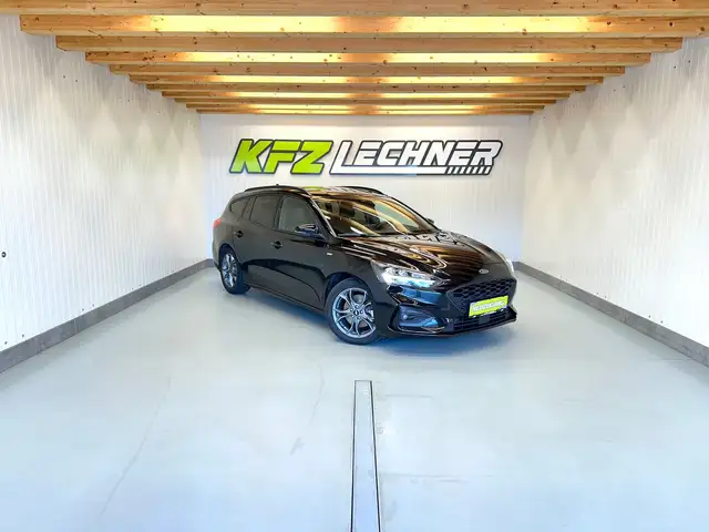 Ford Focus Turnier 2.0 EcoBl. "ST-Line" R-KAM*LED*SITZH*NAVI"