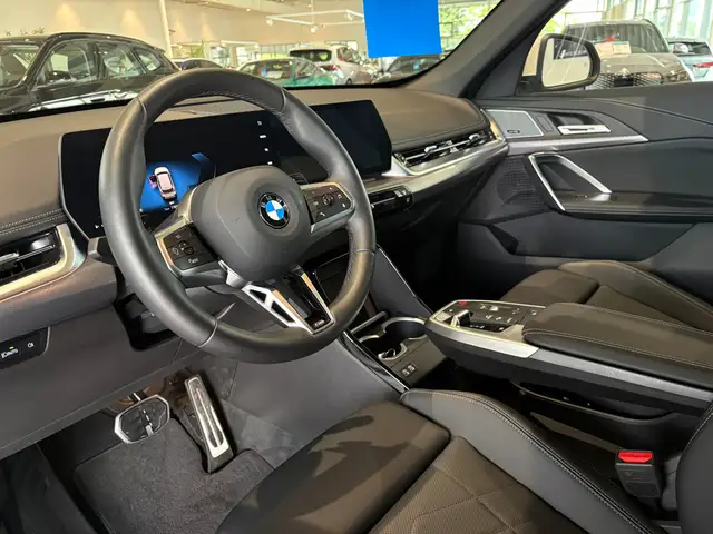 BMW X1 view 13