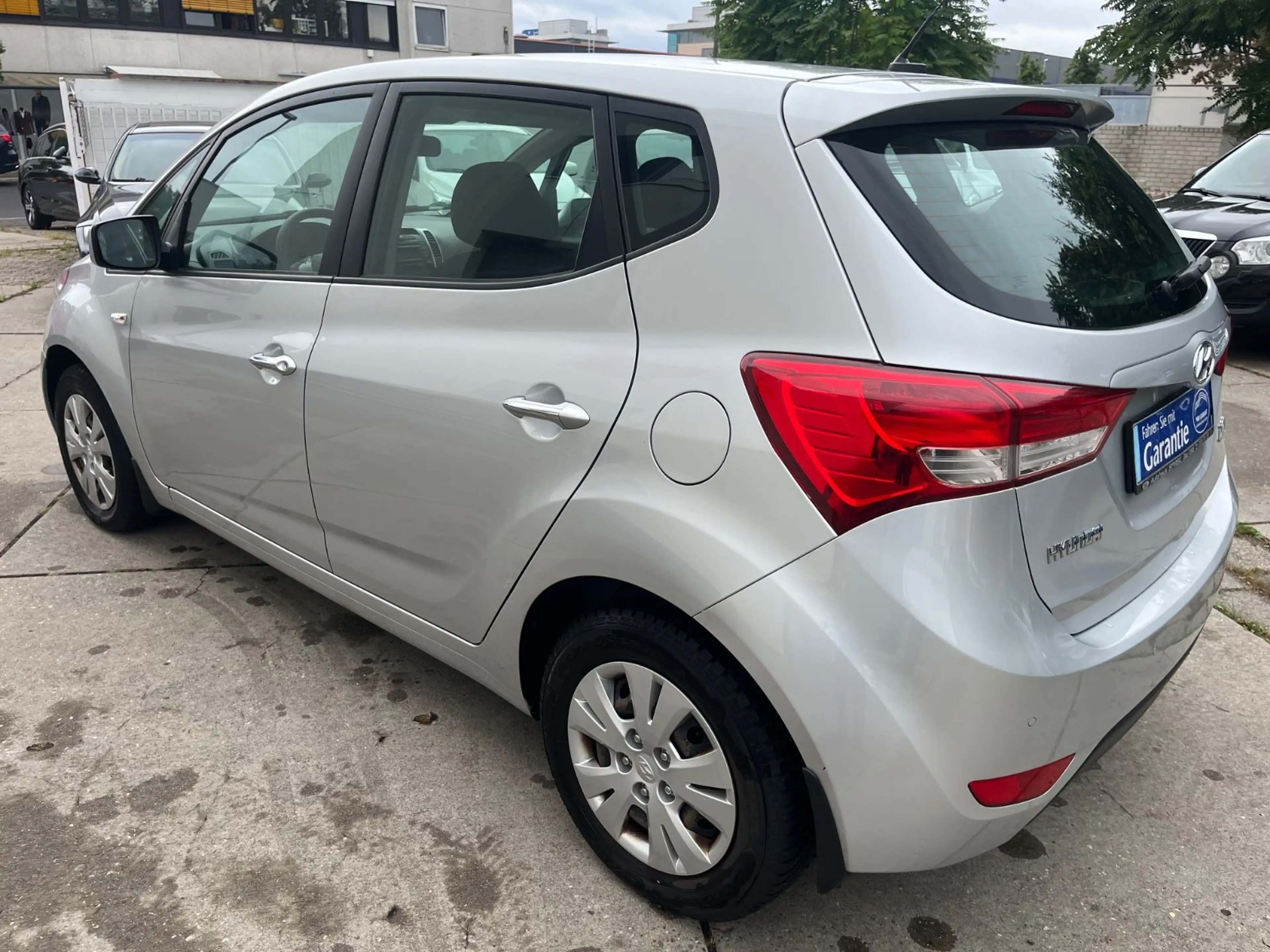 Hyundai iX20 1.6 Comfort Automatik,1HAND — photo 9