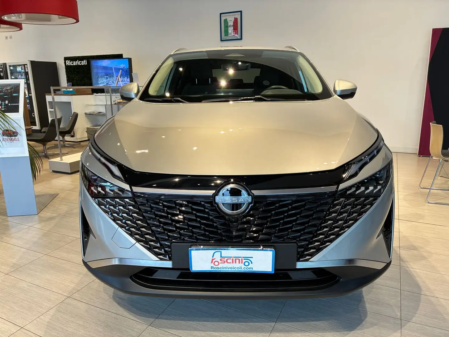 Nissan Qashqai Qashqai MHEV 140 CV N-Connecta Silber - 2