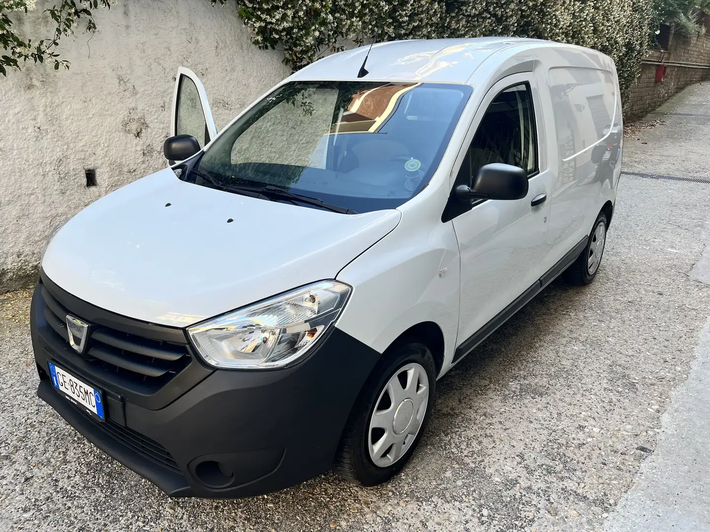 Dacia Dokker 1.6 Ambiance c/radio Gpl 85cv - 1