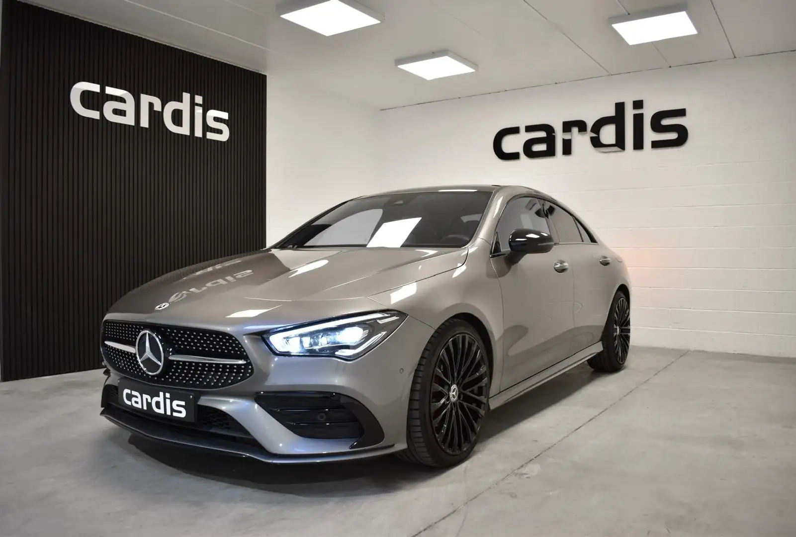 Mercedes-Benz CLA 180 CLA 180 d AMG Line Argent - 1