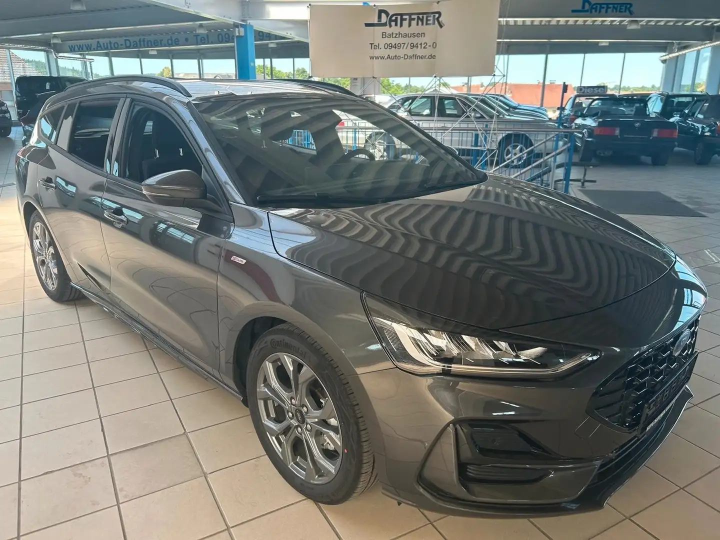 Ford Focus 1,0 EcoBoost Hyb. 114kW ST-Line X Tur AT Grigio - 1