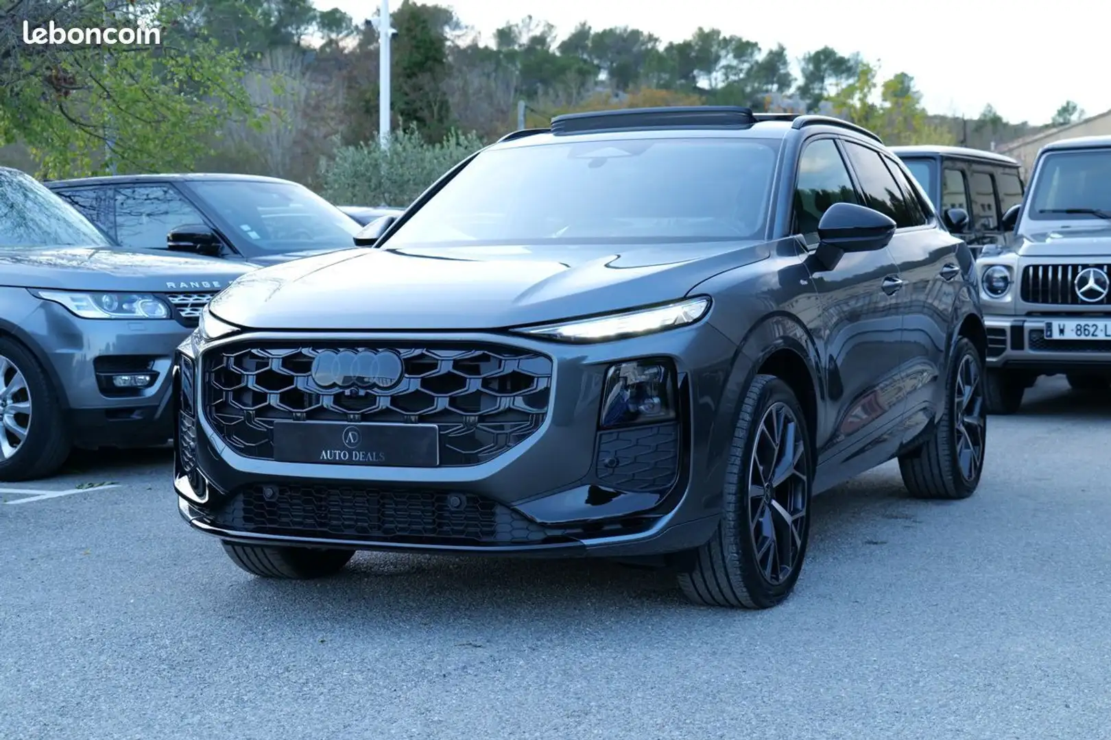 Audi Q3 2026 2.0 tdi 150 ch s line tronic 7 garantie 5 ans gris daytona dispo stock Grau - 1