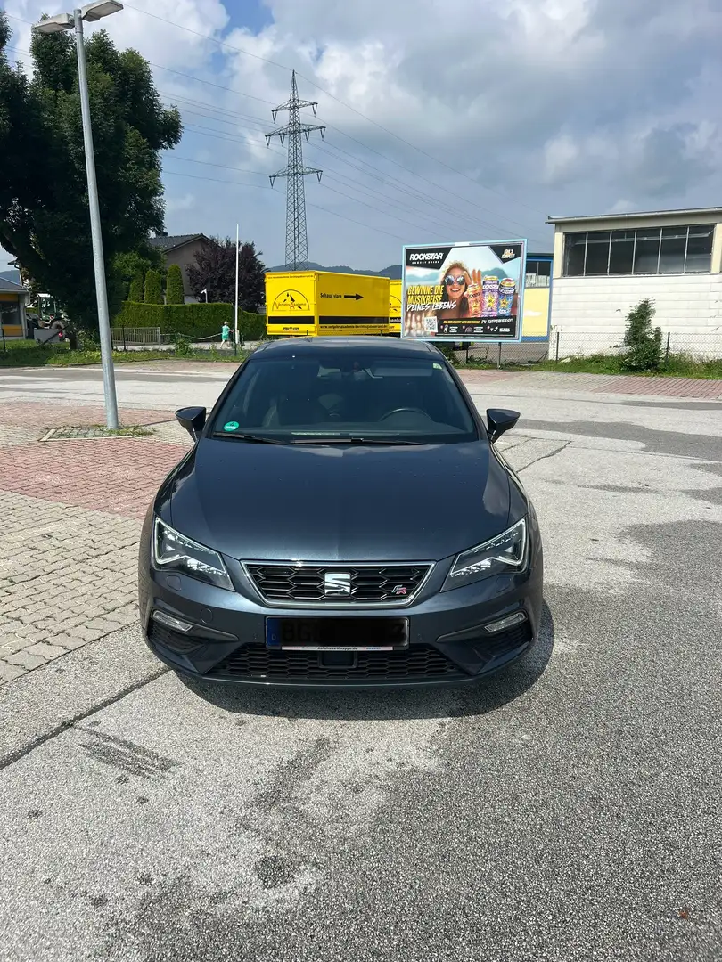 SEAT Leon 1.5 TSI ACT OPF FR Black Matt Edition Grau - 1