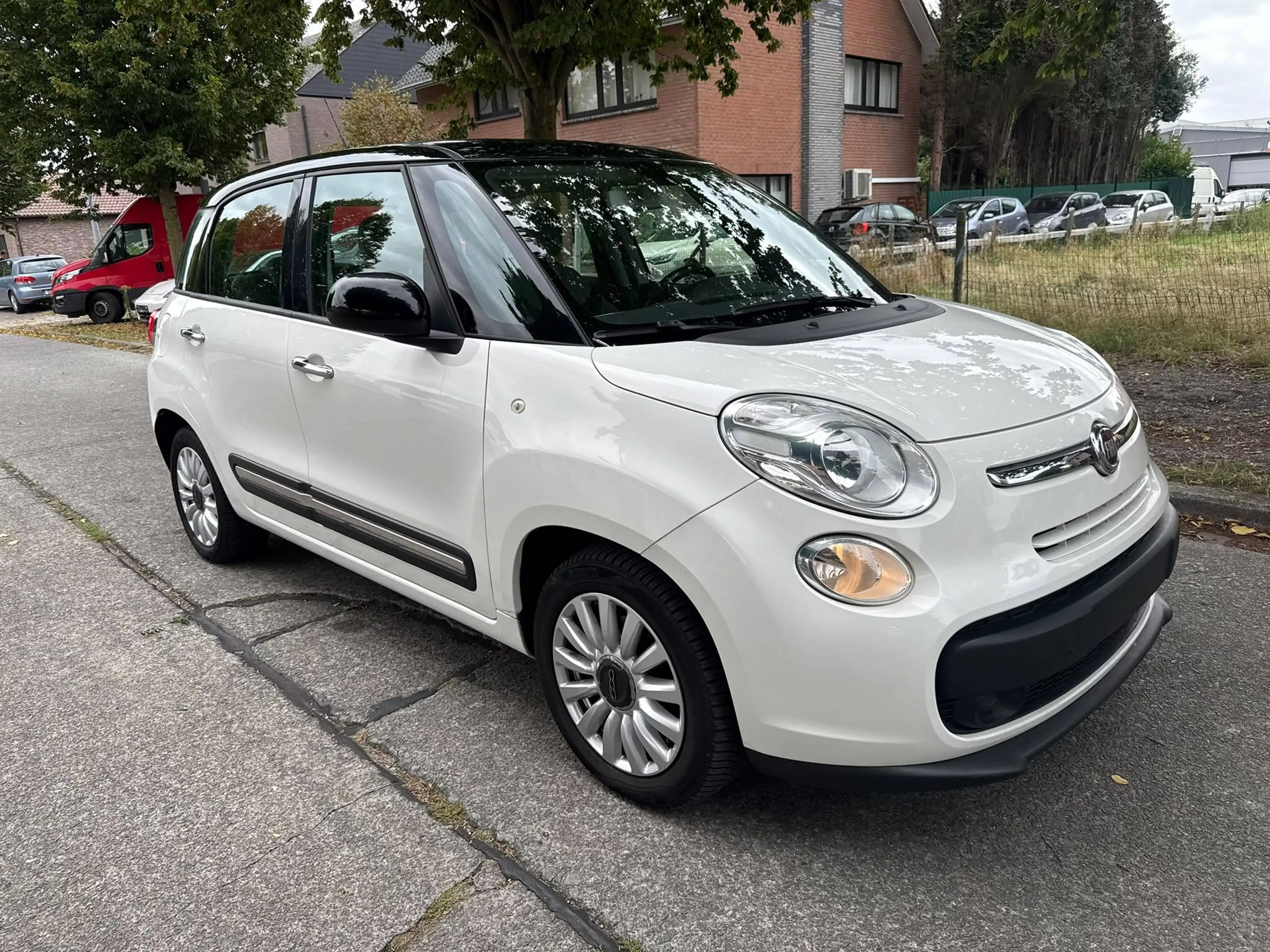 Fiat 500L 500L 1.4i Lounge GARANTIE 1 AN/JAAR — photo 2