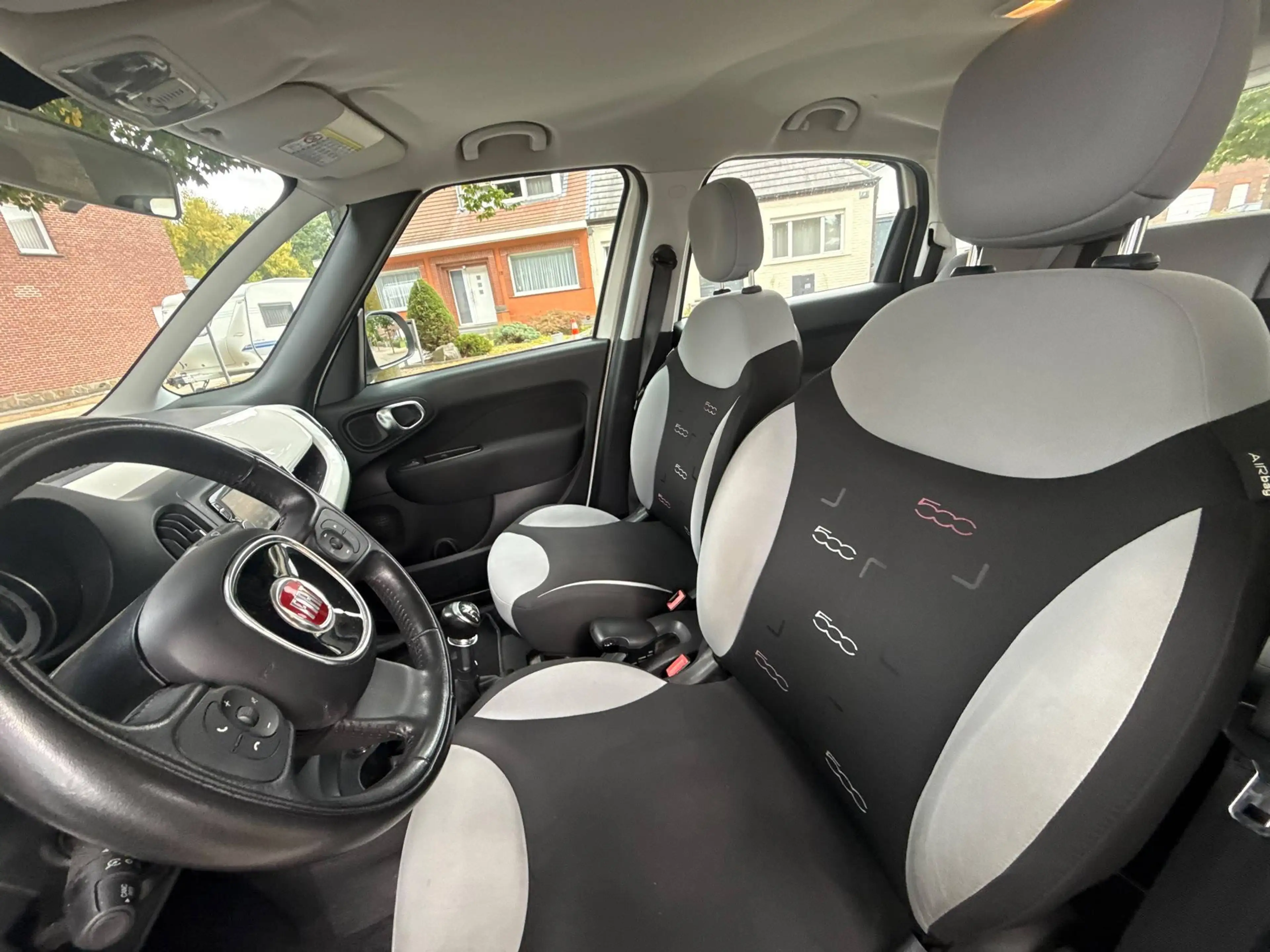 Fiat 500L 500L 1.4i Lounge GARANTIE 1 AN/JAAR — photo 9