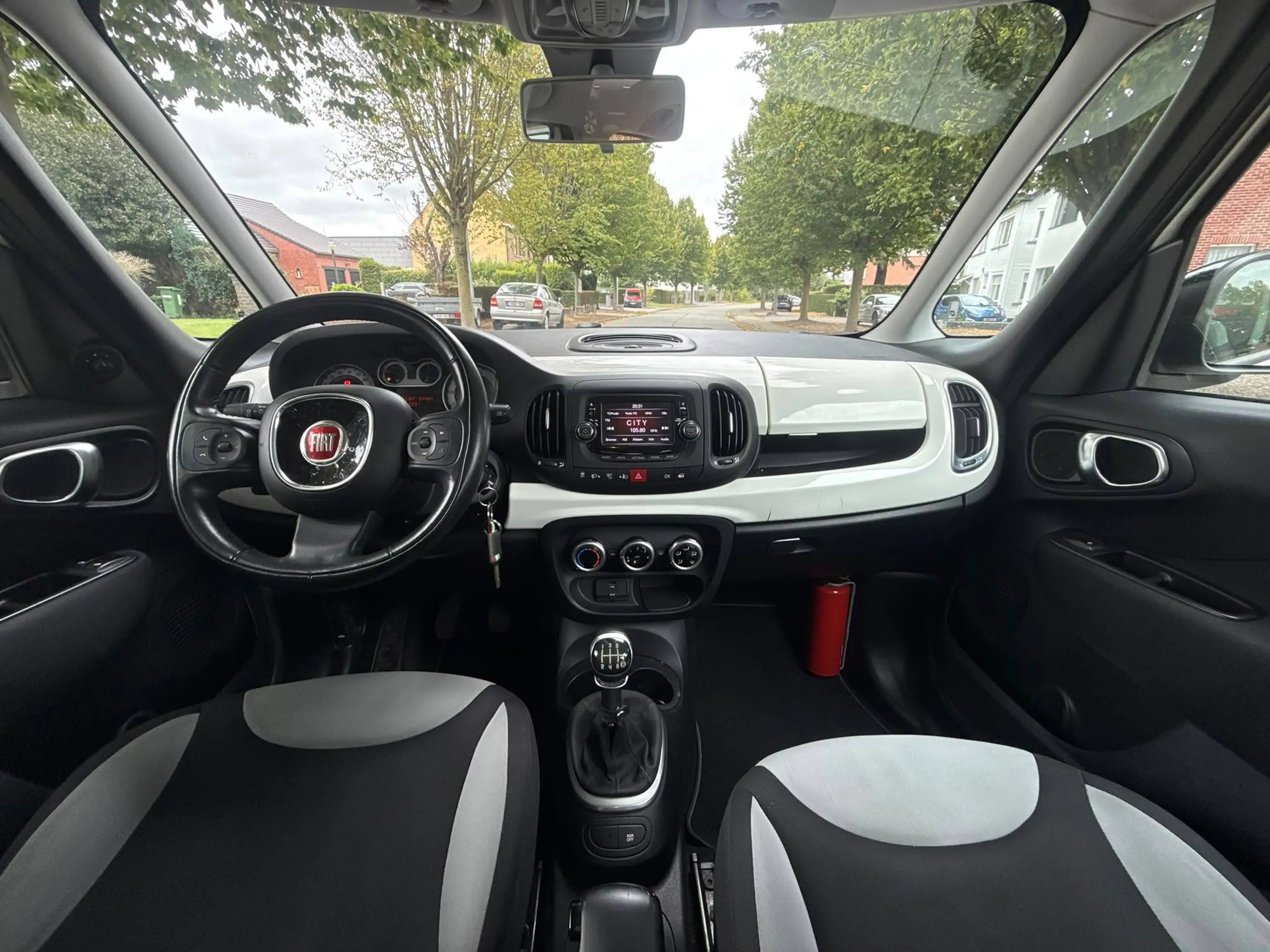 Fiat 500L 500L 1.4i Lounge GARANTIE 1 AN/JAAR — photo 11