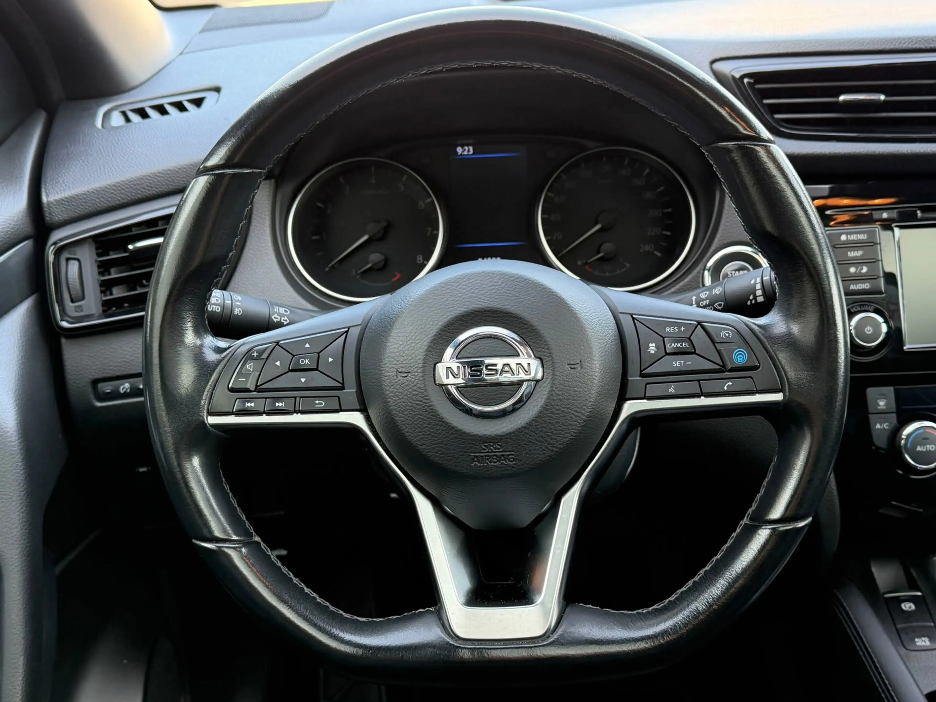 Nissan Qashqai 1.3 DIG-T N-Tec 1500KG Automaat, Trekhaak, Panoram — photo 14