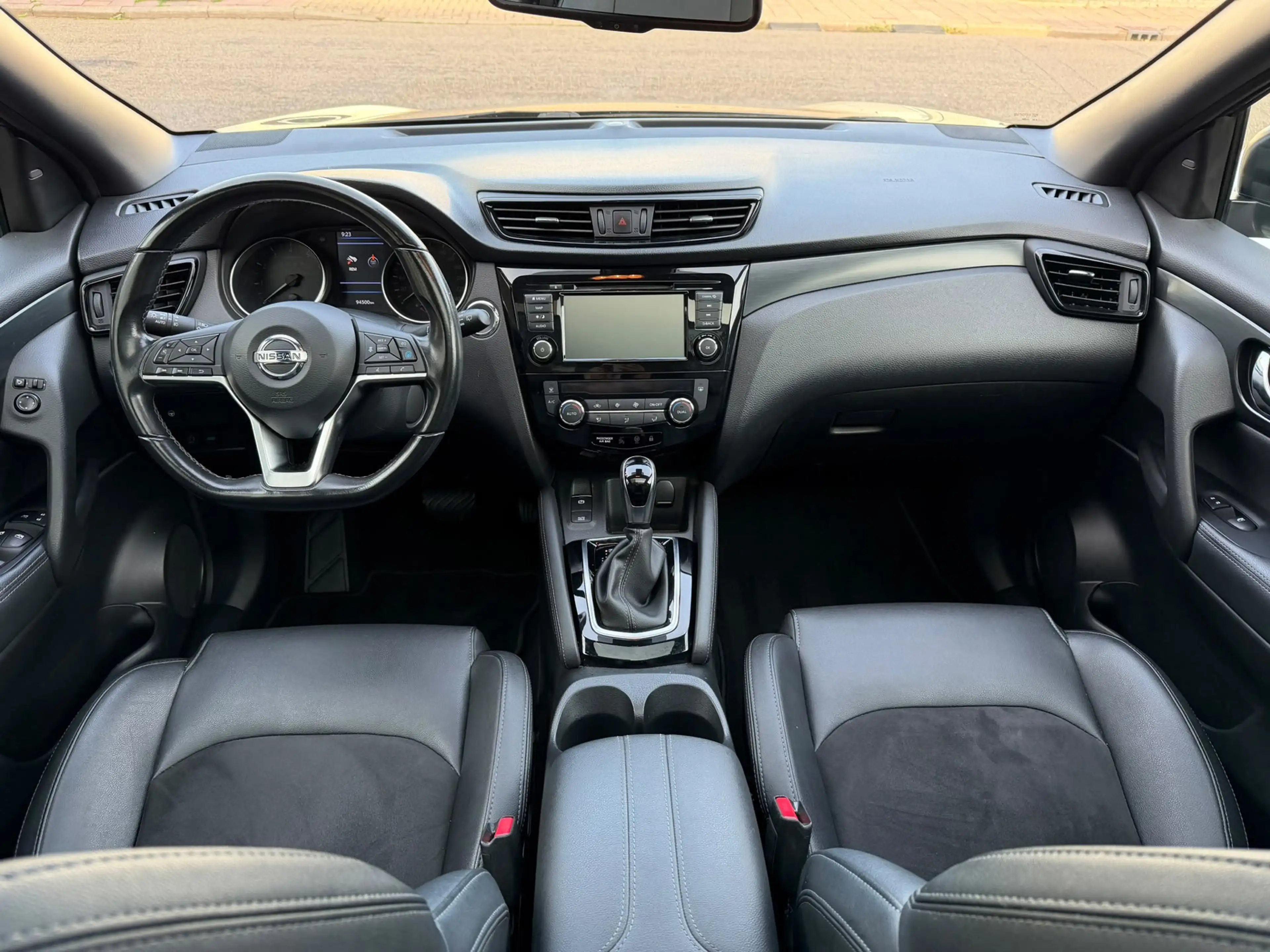 Nissan Qashqai 1.3 DIG-T N-Tec 1500KG Automaat, Trekhaak, Panoram — photo 12
