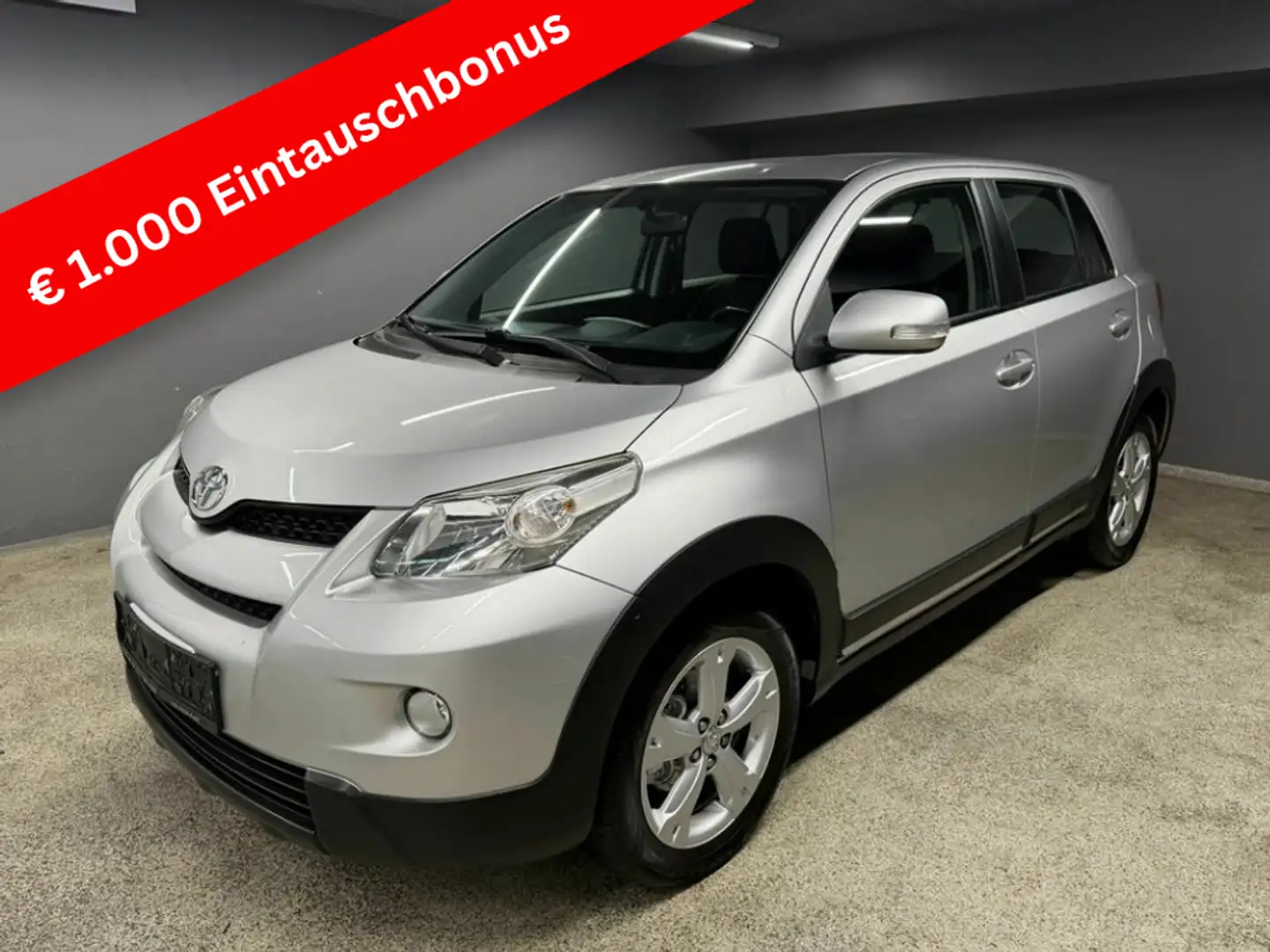 Toyota Urban Cruiser High Silber - 1