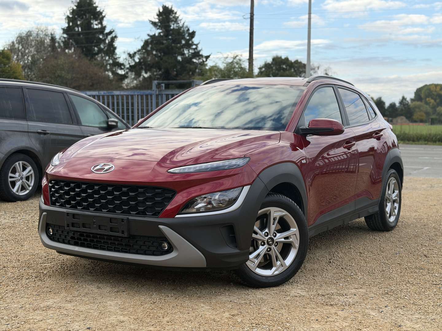 Hyundai Kona nuo 281 €/ mėn Benzinas/Elektra 2023m. Kita Mechaninė