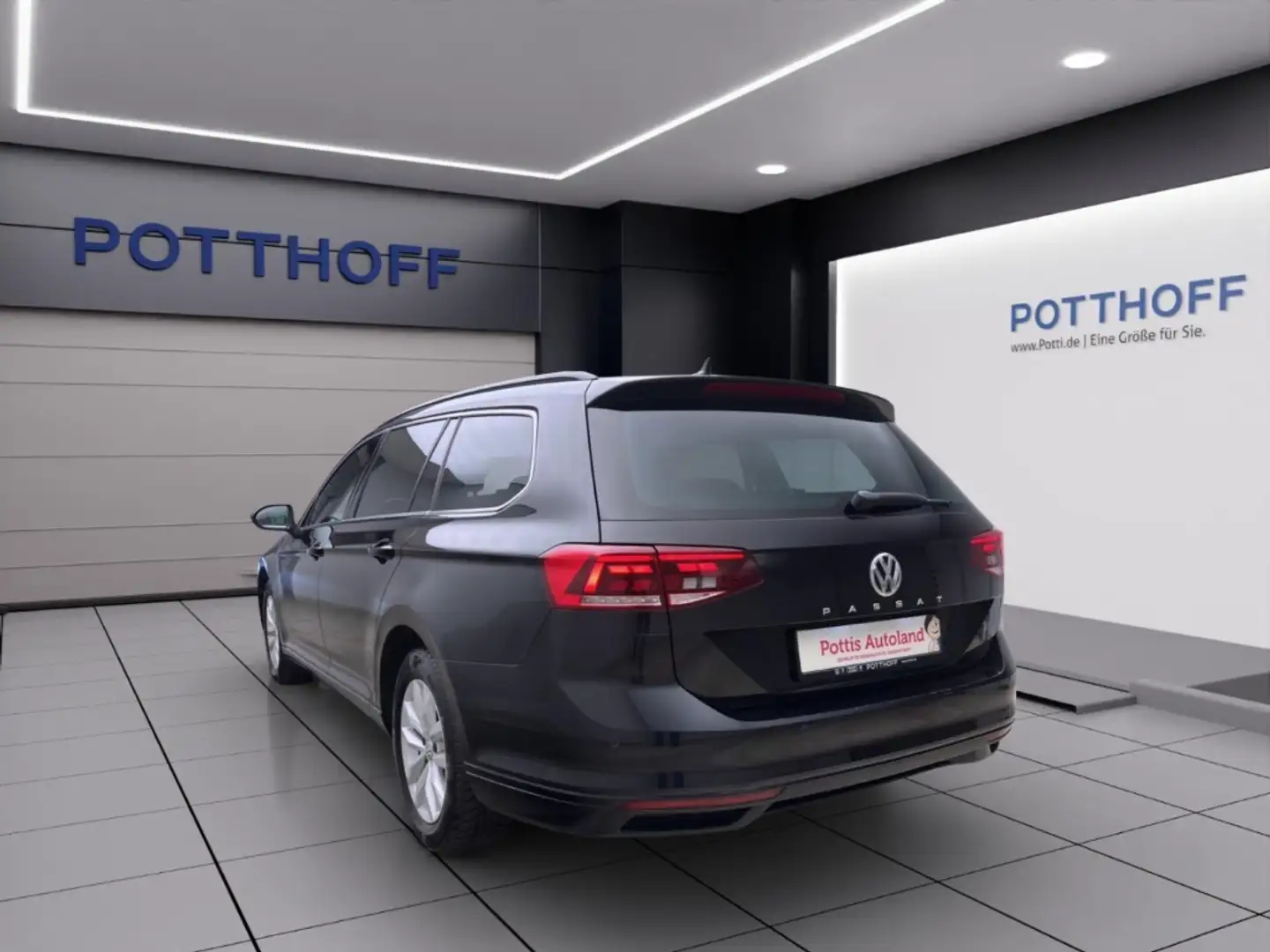 Volkswagen Passat Variant 1.5 TSI DSG BUSINESS NAVI LED AHK APP Schwarz - 2