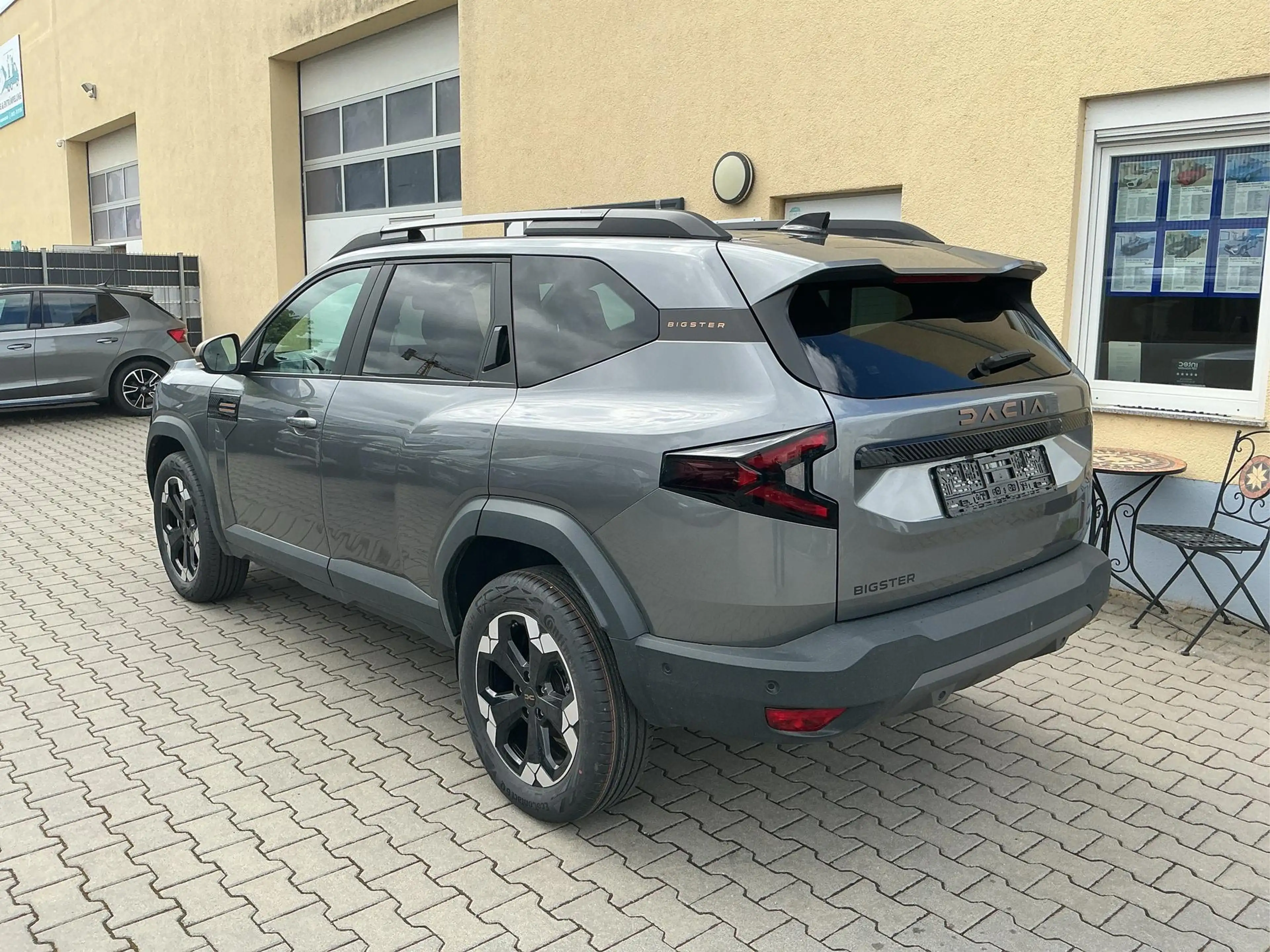 Dacia Bigster Extreme Hybrid-G 150 4x4 Kamera Toter Winkel As... — photo 4